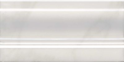 KERAMA MARAZZI Керамическая плитка FMD020 Плинтус Висконти белый 20*10 Цена за 1 шт. 264 руб. - бесплатная доставка